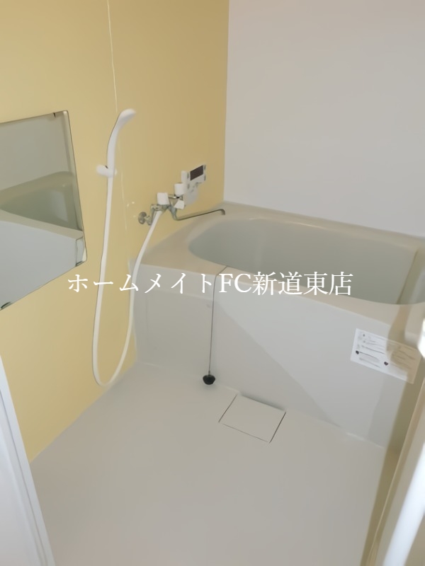 バス・シャワールーム　バス