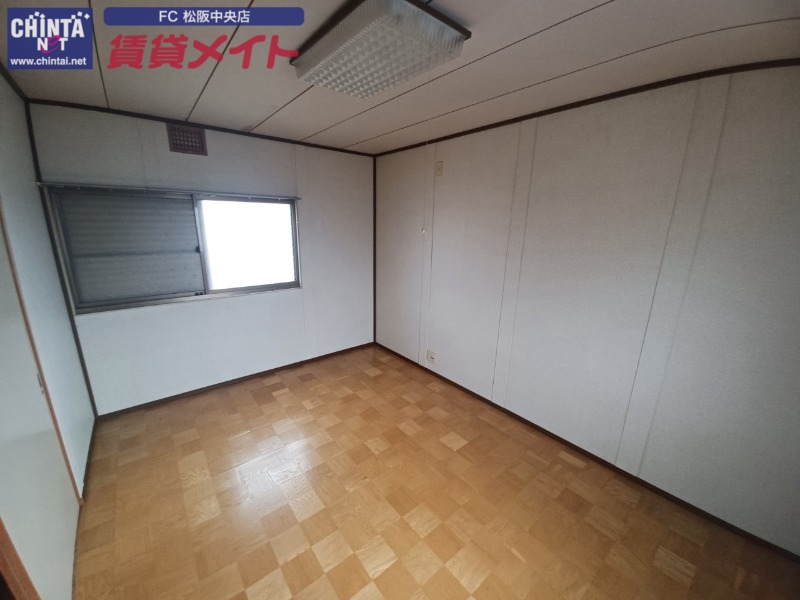 久保町W様貸家の居間写真