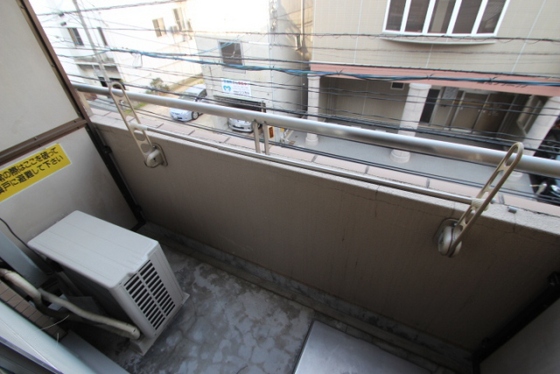 バルコニー　※別部屋の写真です