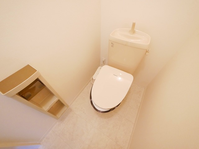 トイレ　コンパクトで使いやすいトイレです
