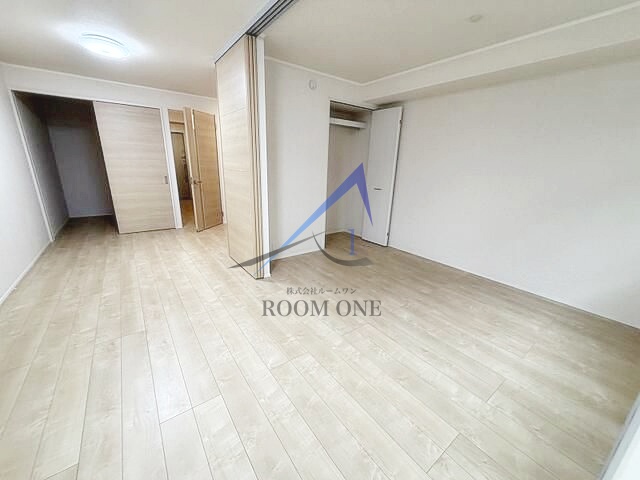 居室・リビング　洋室のお部屋です。