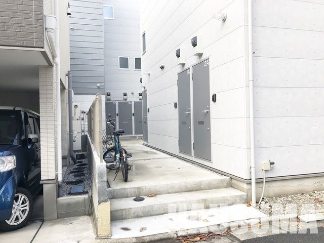 玄関　エントランス