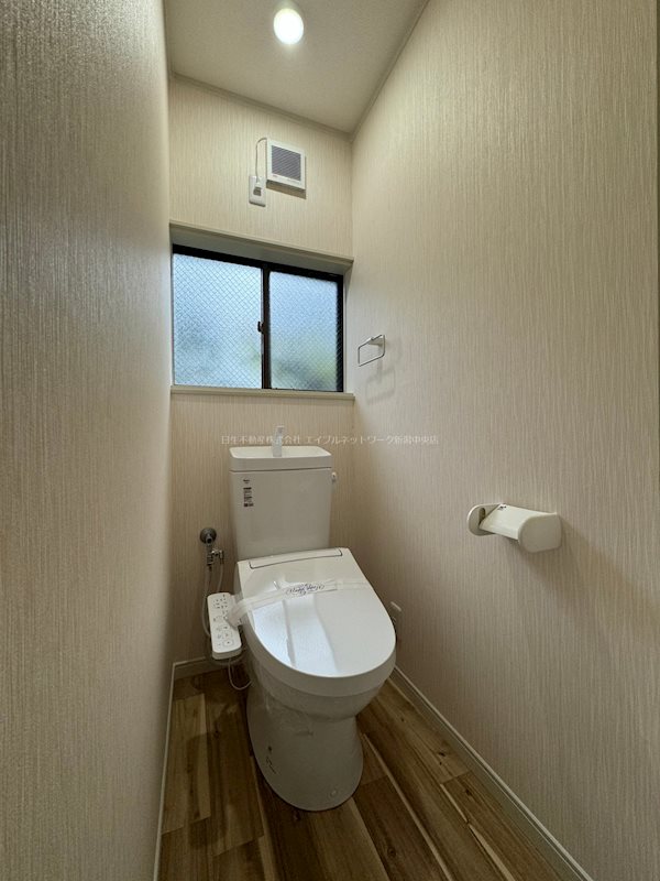 石渡アパートのトイレ写真