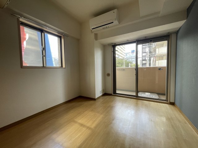居室・リビング　ゆったり過ごせる居間です