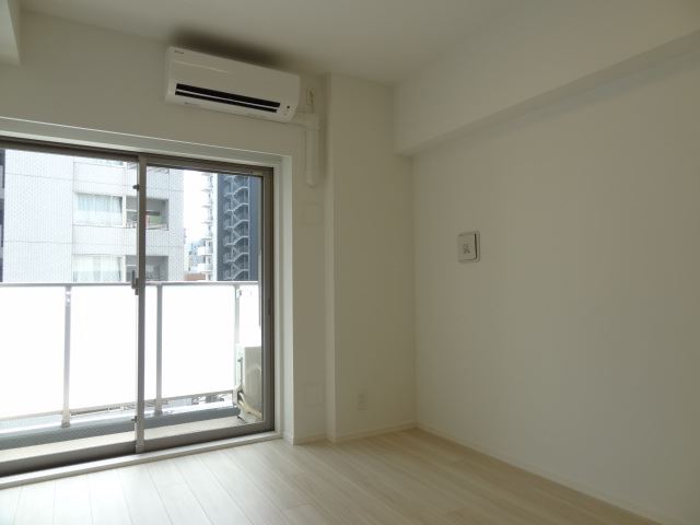 アーバネックス秋葉原EASTの居間写真