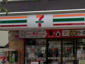 コンビニ　セブンイレブン 新宿若松町店（コンビニ）まで272m