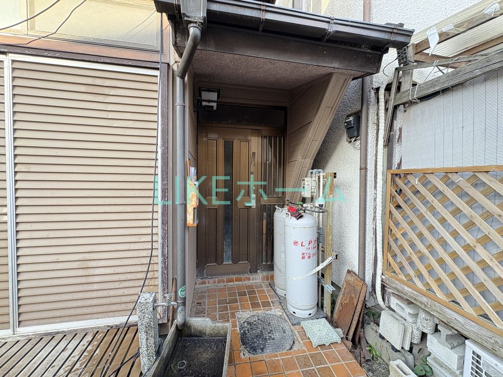 エントランス　庭