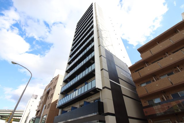 S-RESIDENCE一社の外観写真