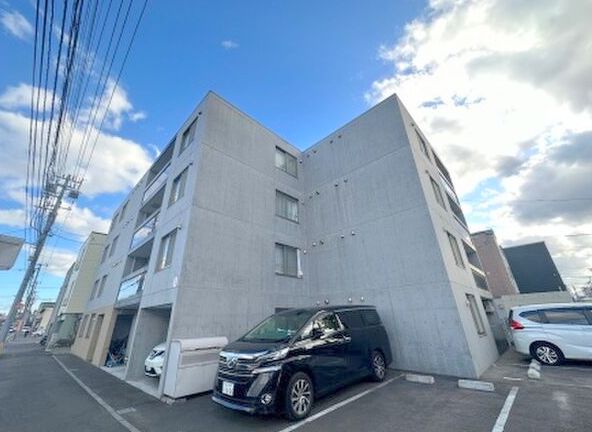 建物外観　インターネットが無料で利用可能なマンションです♪