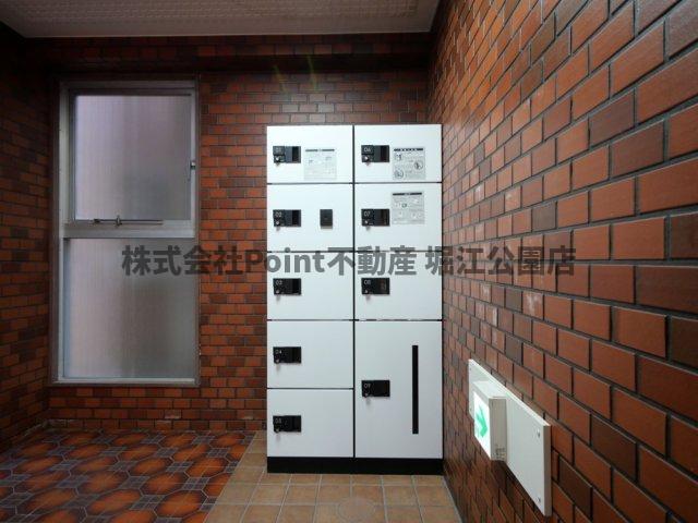 地下鉄長堀鶴見緑地線 西長堀駅 徒歩3分 6階建 築45年の外観写真