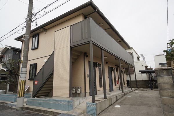 アビタシオン西川の外観写真