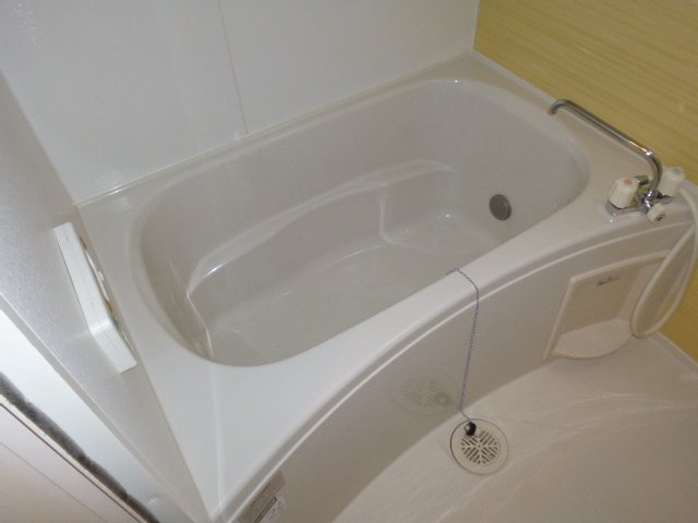 バス・シャワールーム　追い焚きバス