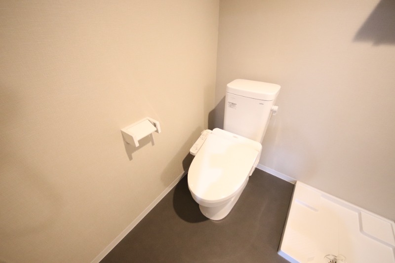 阪神本線 香櫨園駅 徒歩5分 3階建 築9年のトイレ写真