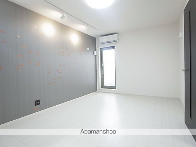 フジパレス水堂町の居間写真