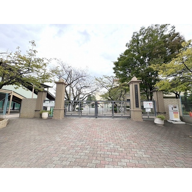 中学校　大久保中（中学校）まで1000m