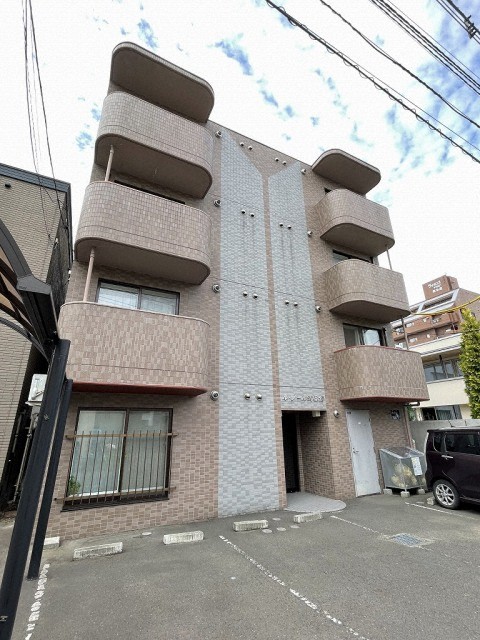 地下鉄東西線 円山公園駅 徒歩5分 築26年