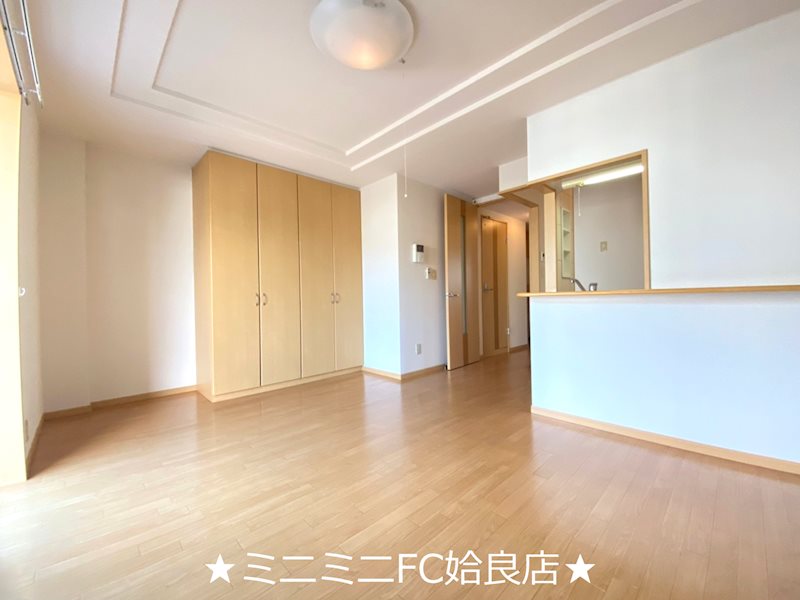 ＪＲ日豊本線 加治木駅 徒歩12分 2階建 築20年の居間写真