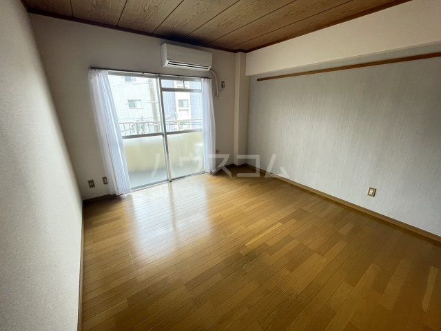サンライズIIの内装写真