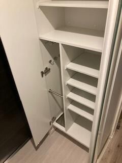 玄関　収納もある玄関です