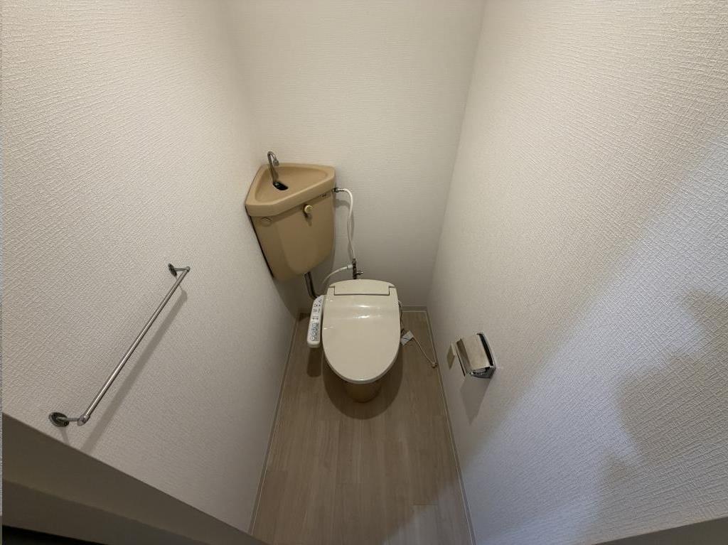 リエス榴岡5丁目のトイレ写真
