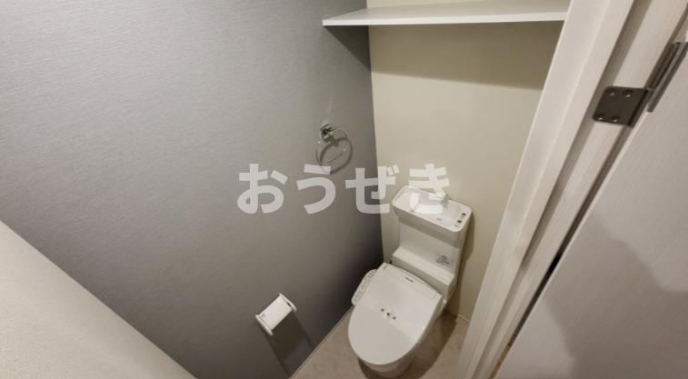 つくばエクスプレス 浅草駅 徒歩10分 5階建 築4年のトイレ写真