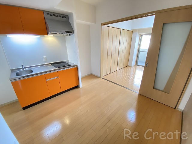 PHOENIX難波EASTの居間写真