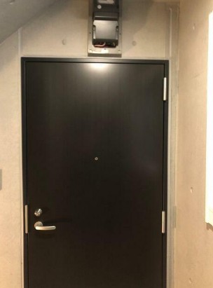 ＪＲ山手線 上野駅 徒歩15分 5階建 築8年の玄関写真