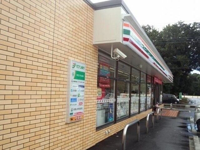 コンビニ　セブンイレブン上尾小泉氷川町店（コンビニ）まで510m