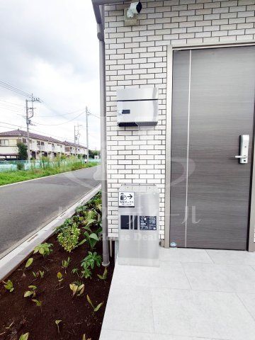 玄関　別号室参考写真です