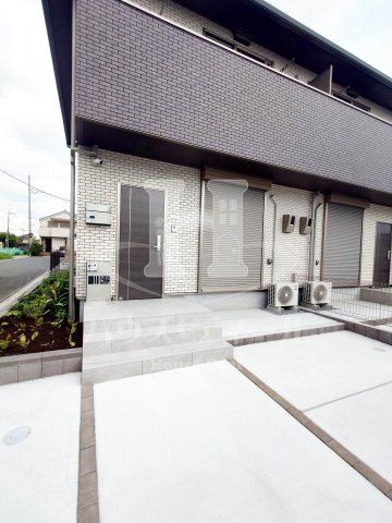 エントランス　清潔なエントランスです