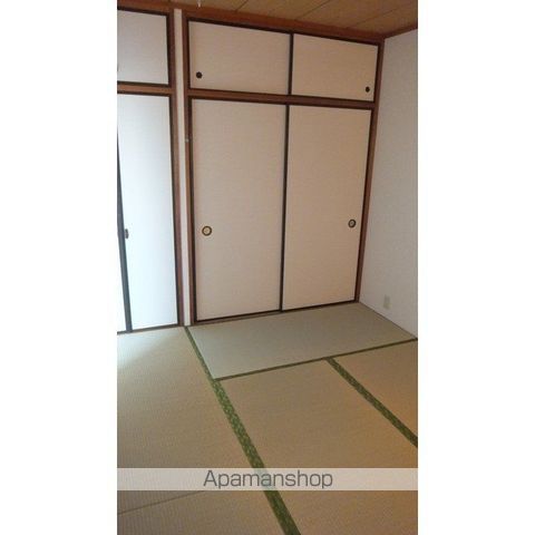 第一石原ビルの居間写真