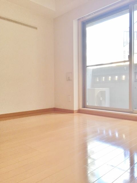 エクセリア大山の居間写真
