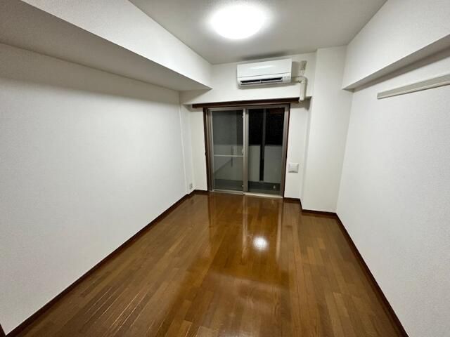 ＪＲ中央線 西荻窪駅 徒歩8分 6階建 築25年の居間写真