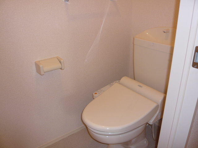 トイレ　シャワートイレでスッキリ