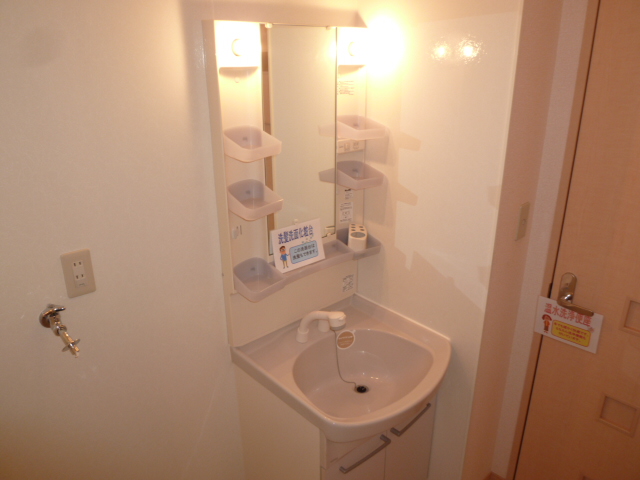 洗面設備　朝シャンできますぅ～