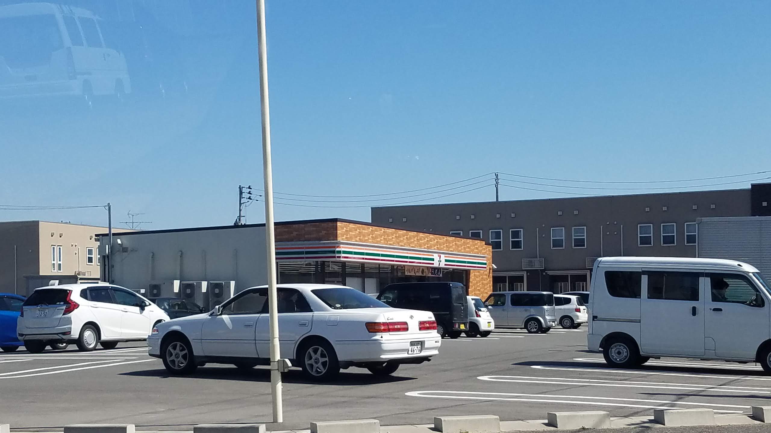 コンビニ　セブンイレブン新潟女池店（コンビニ）まで468m