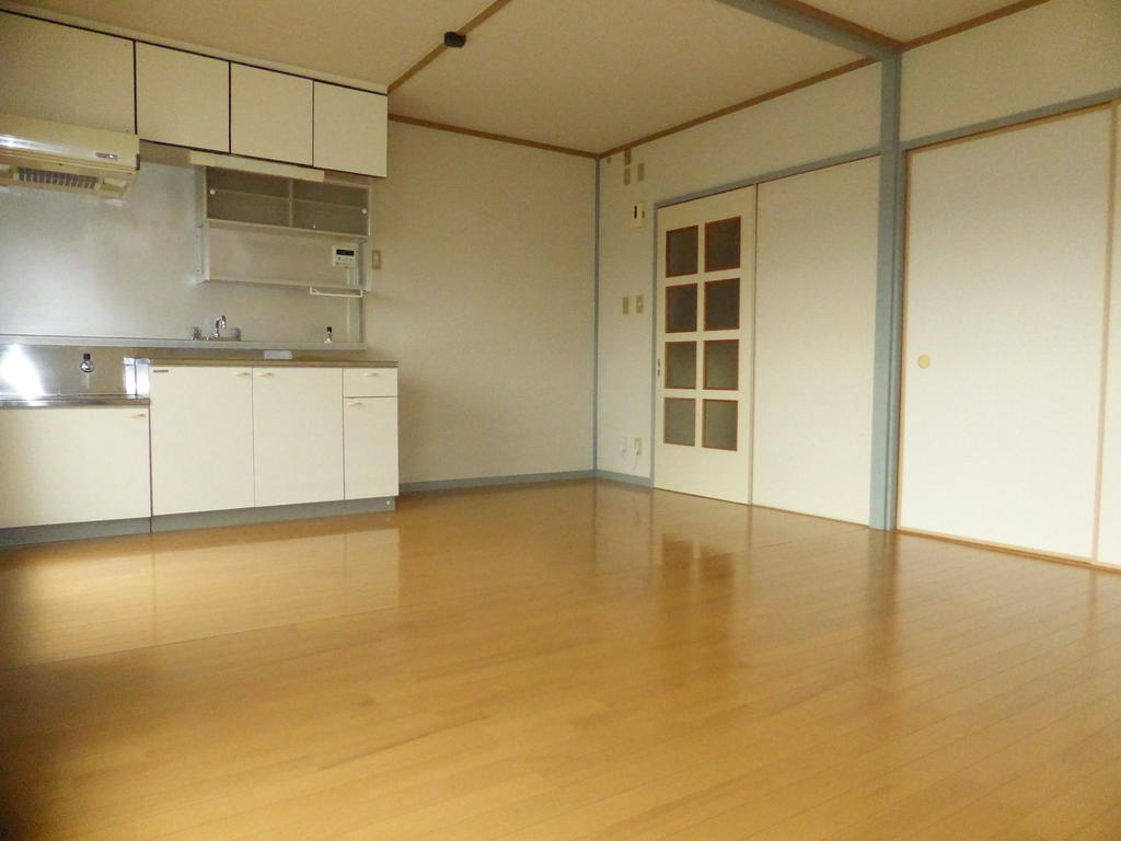 DOIハイツの居間写真