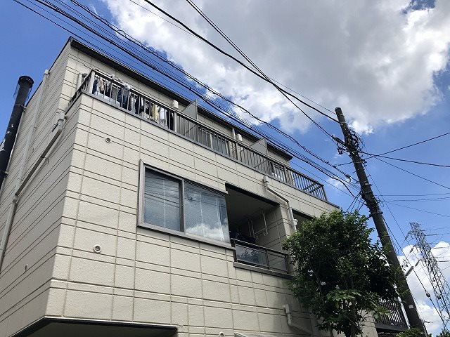 ルミエール花栗の建物外観