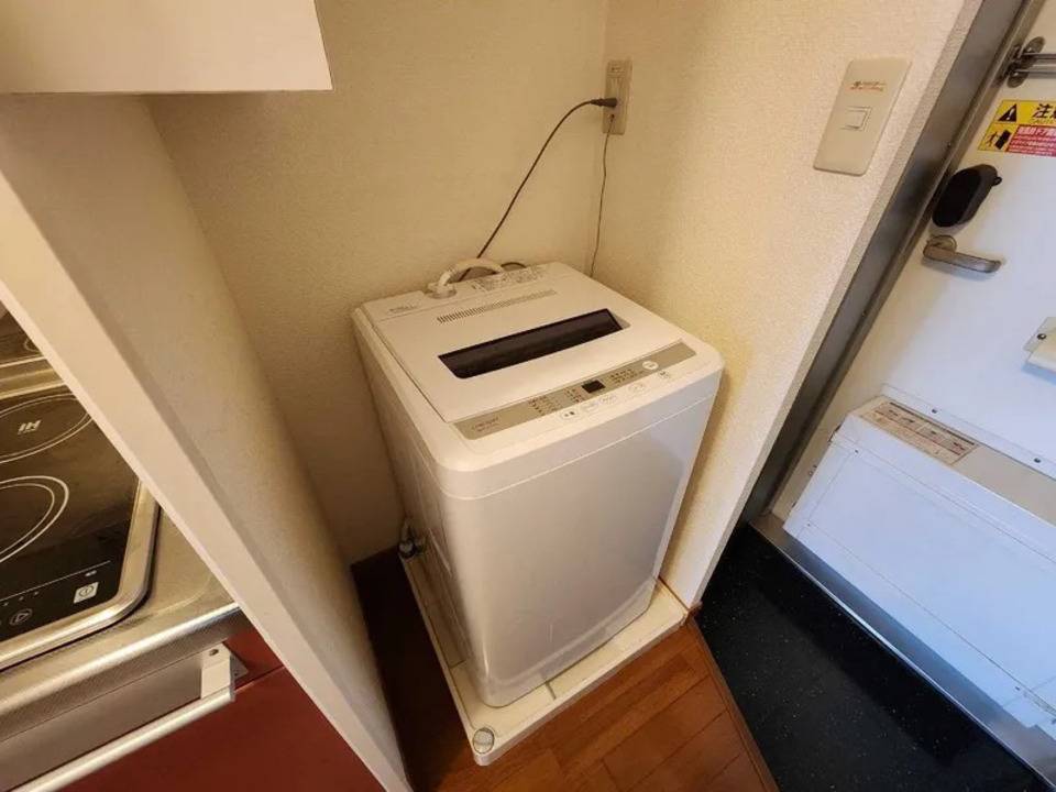 洗面設備　洗濯機置場