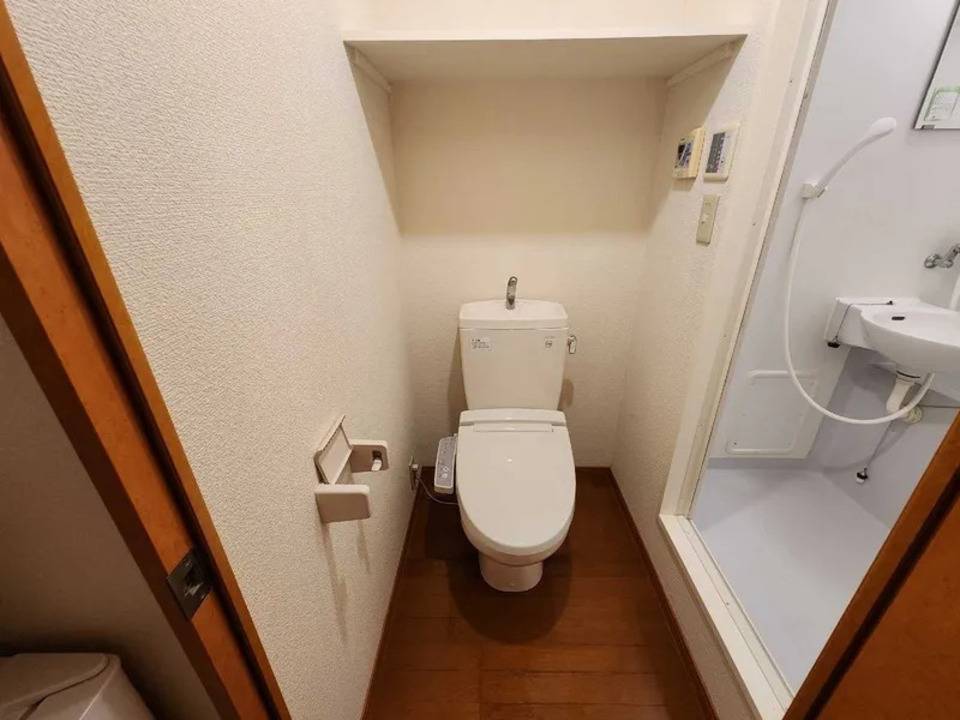 トイレ　トイレ