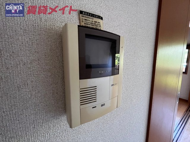 【伊勢市御薗町上條のマンションのセキュリティ】