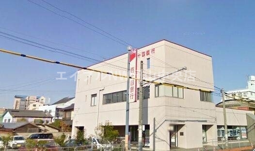 【岡山市北区清輝橋のマンションの銀行】