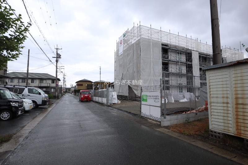 【浜松市中央区上西町のアパートのバルコニー】