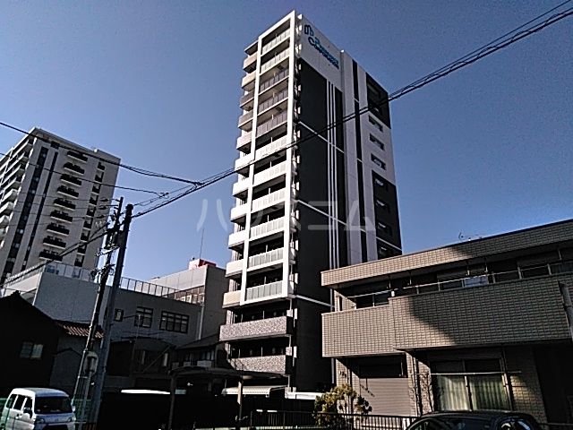 【名古屋市西区幅下のマンションの建物外観】