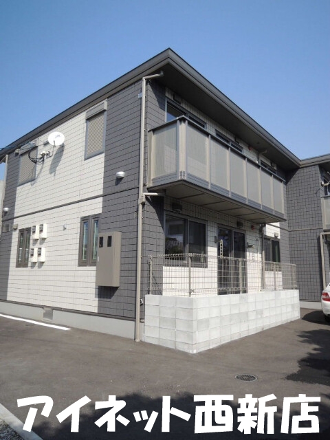 福岡市中央区鳥飼のマンションの建物外観