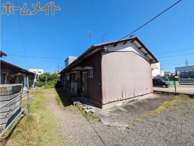 鏡島西棚橋貸家の建物外観