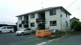 【豊橋市川崎町のアパートの建物外観】