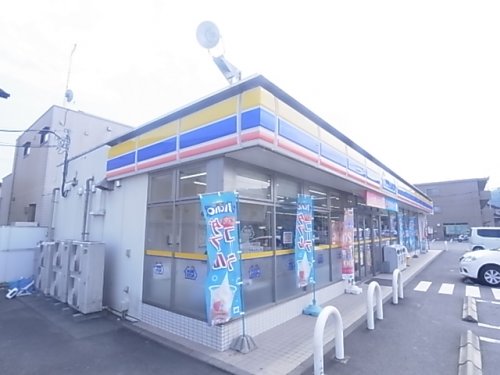 【静岡市清水区堀込のアパートのコンビニ】