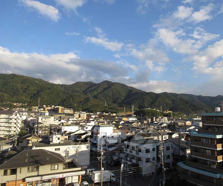 【京都市山科区椥辻東潰のマンションの眺望】