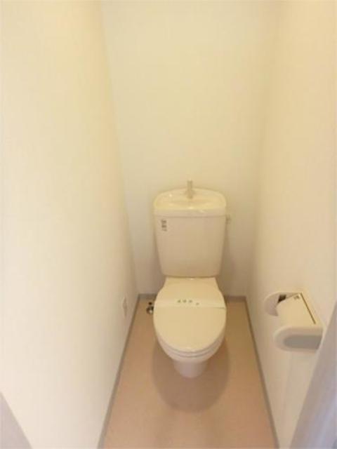 トイレ　別タイプのお部屋の写真です